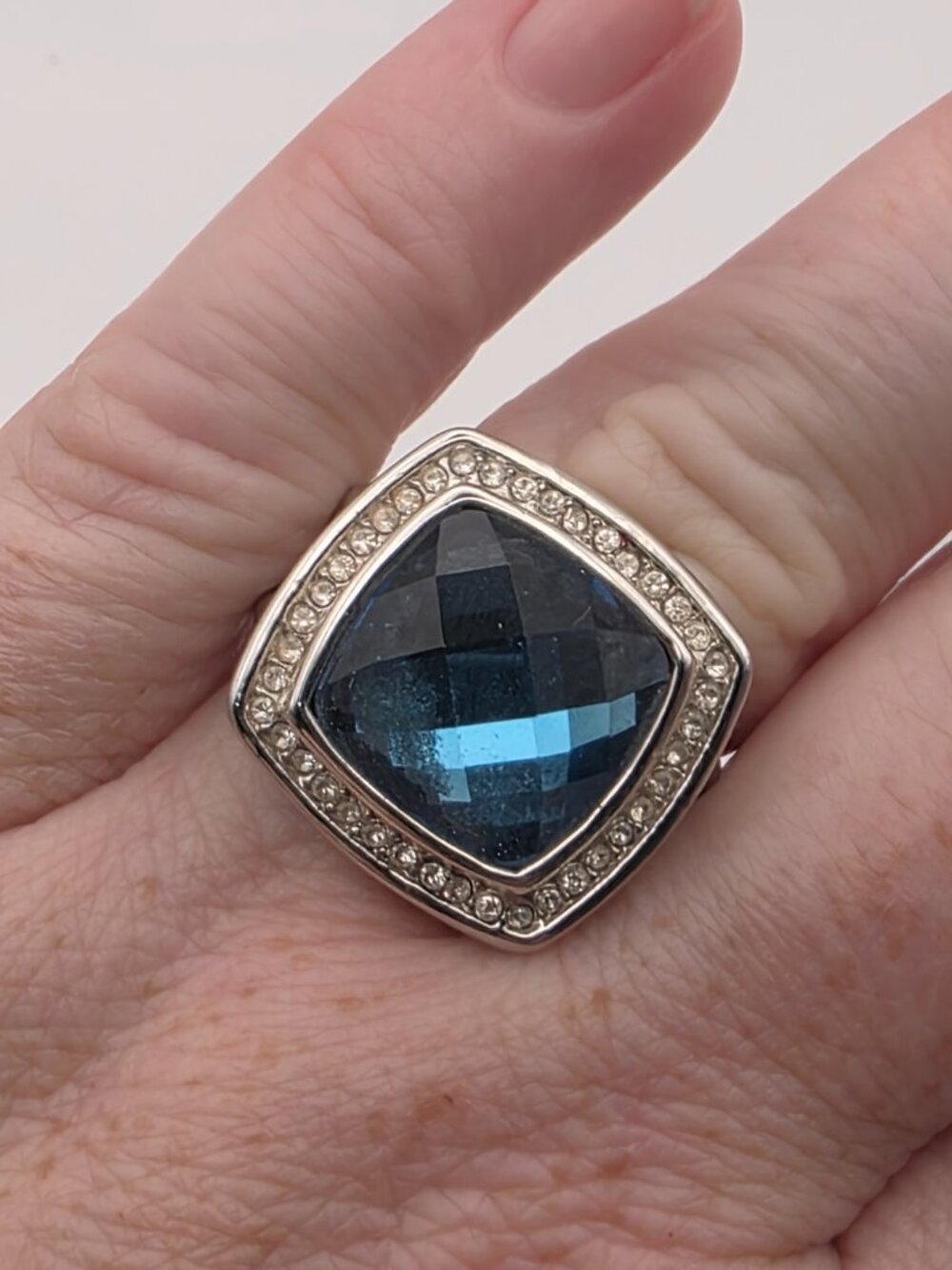 Premier Designs Cloud 9 Blue Faceted Rhinestone Ring Silver Tone Size 9